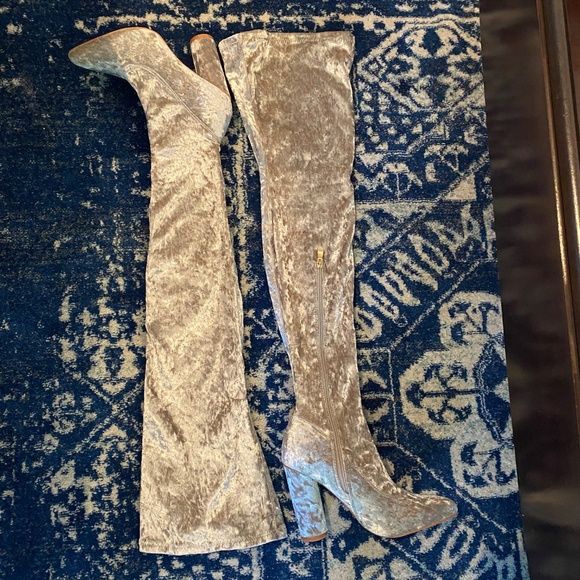 CAPE ROBBIN THIGH HIGH OVER THE KNEE CRUSHED “VELVET” 8.5 - Picture 11 of 16